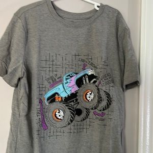 Used boys short sleeve T-shirt